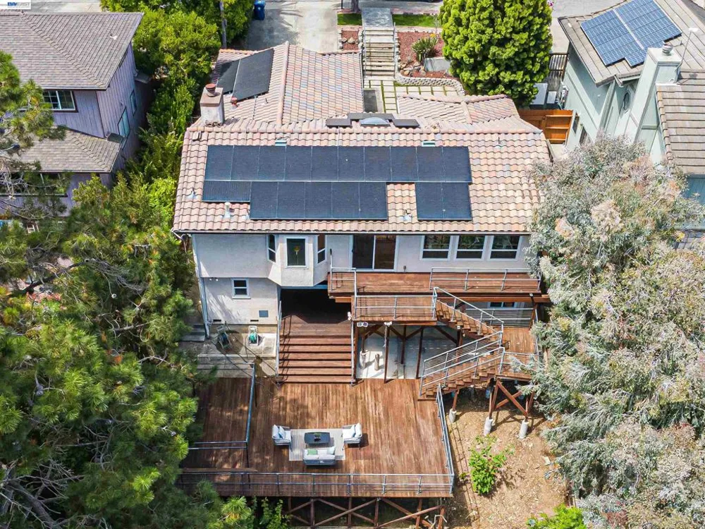 3060 Todd Ct Castro Valley, CA 94546