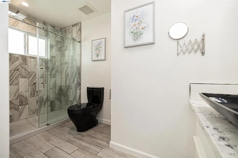 3060 Todd Ct Castro Valley, CA 94546