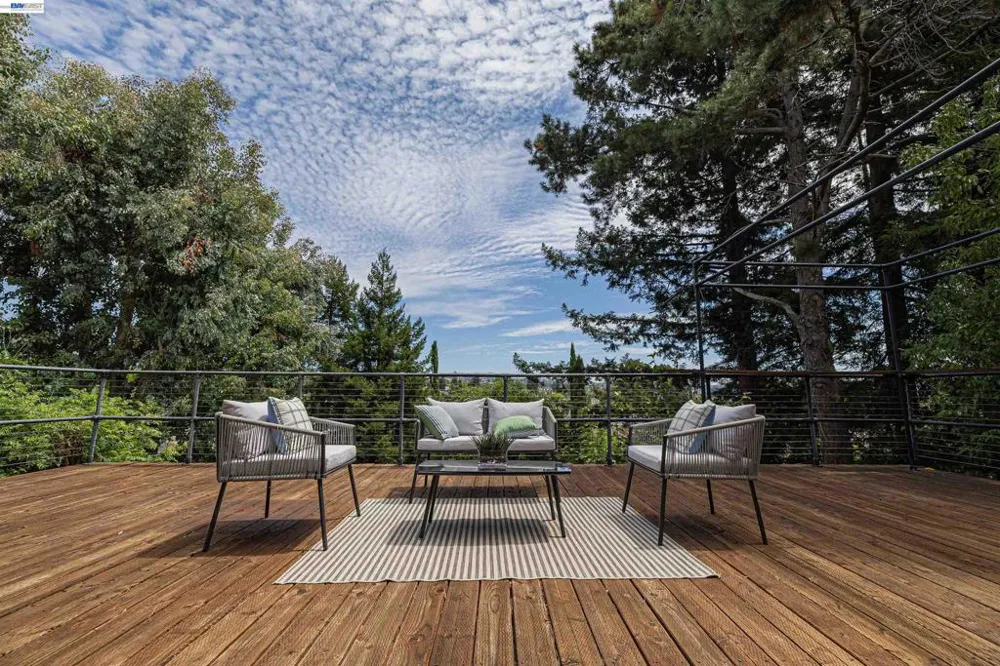 3060 Todd Ct Castro Valley, CA 94546