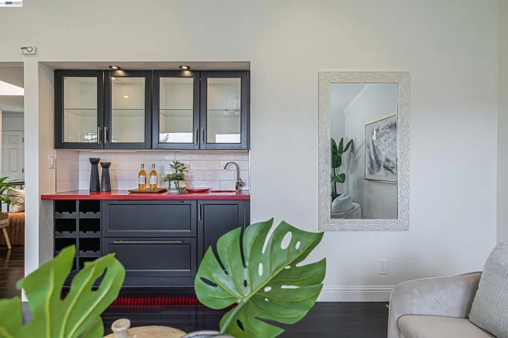 3060 Todd Ct Castro Valley, CA 94546