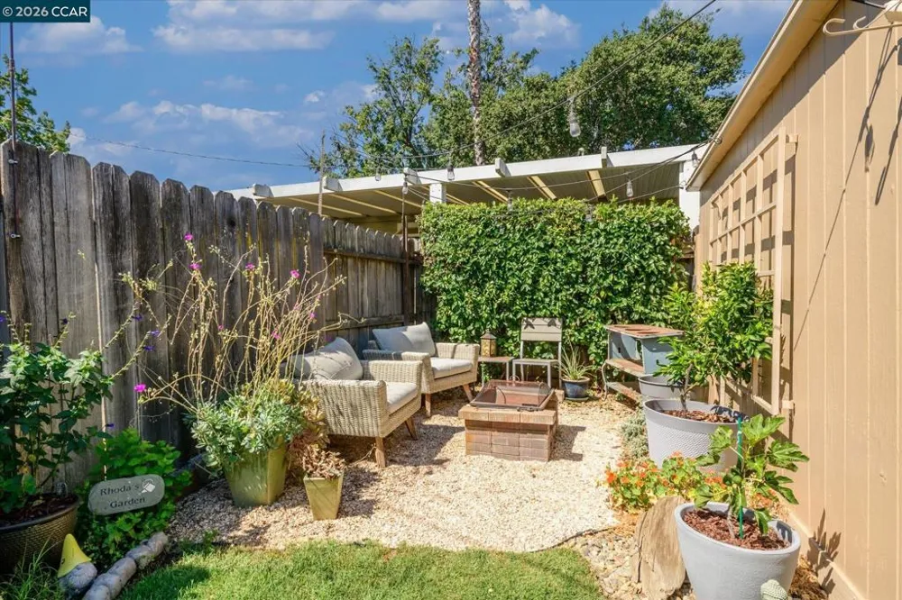 1201 Missouri St Fairfield, CA 94533