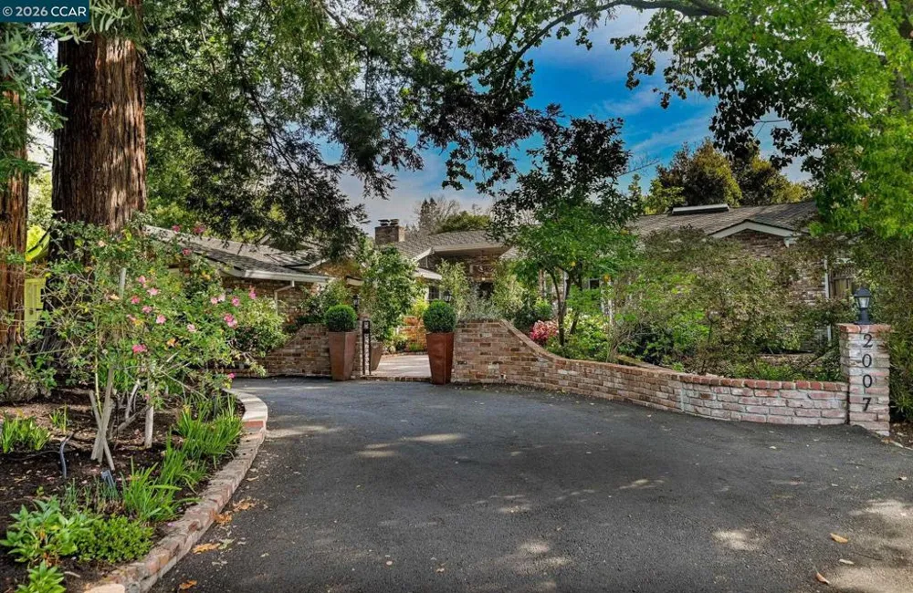 2007 Calle Los Callados Diablo, CA 94528