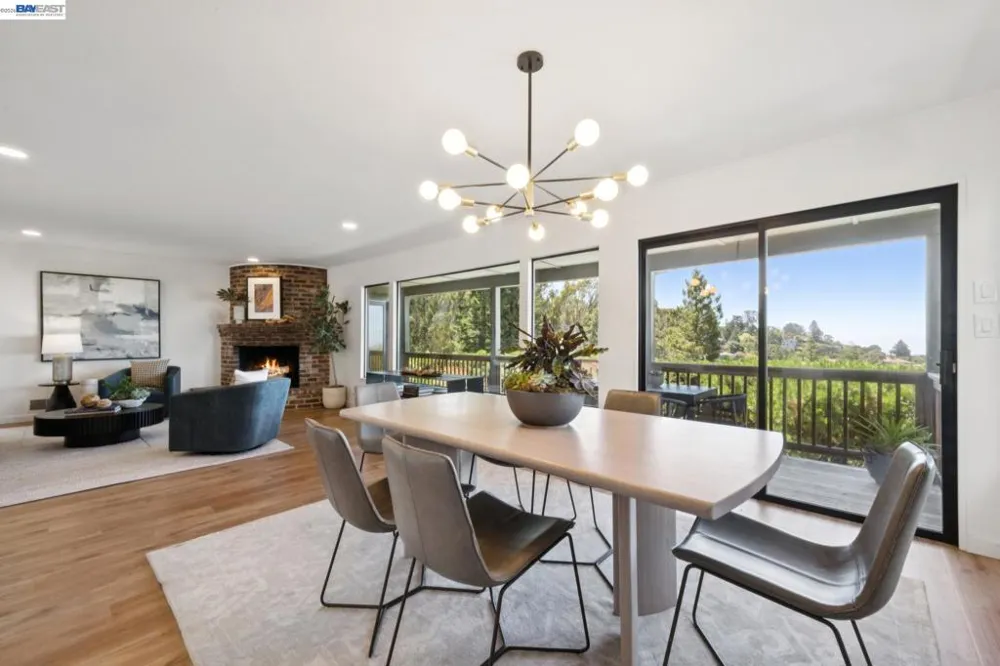 6957 ARMOUR DRIVE Oakland, CA 94611