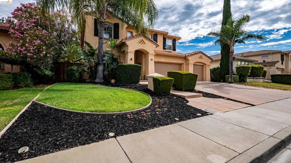 2017 Tioga Pass Way Antioch, CA 94531