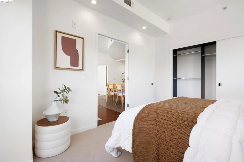 6465 San Pablo Ave #3-3 Oakland, CA 94608