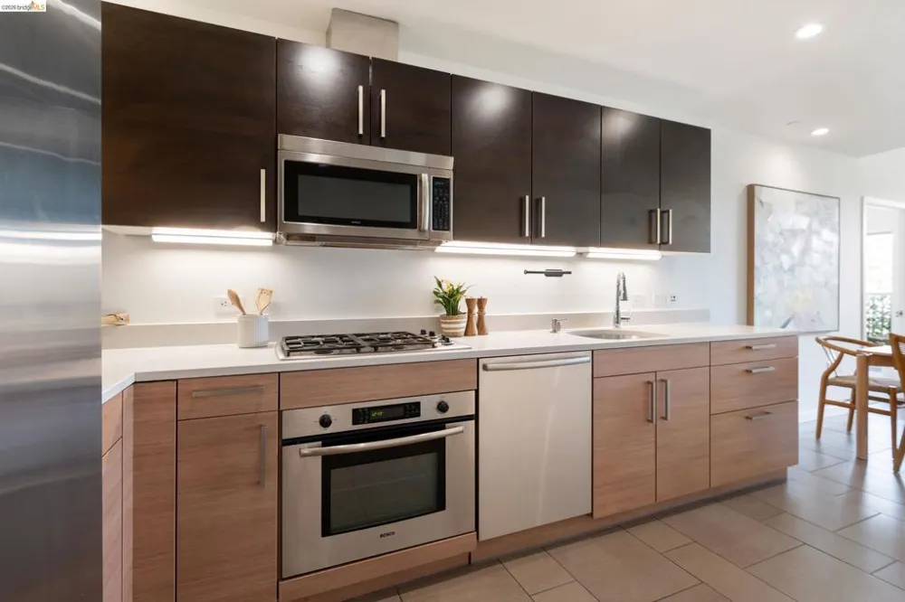 6465 San Pablo Ave #3-3 Oakland, CA 94608