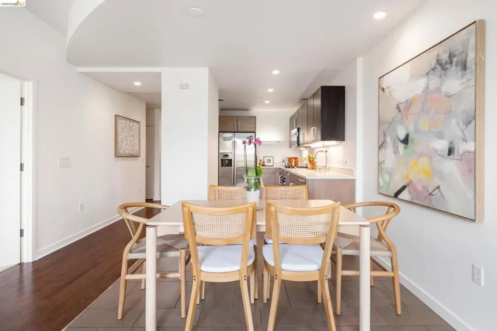 6465 San Pablo Ave #3-3 Oakland, CA 94608