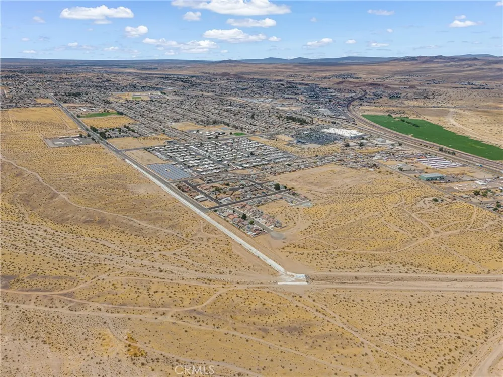 2158 Sierra Linda Barstow, CA 92311
