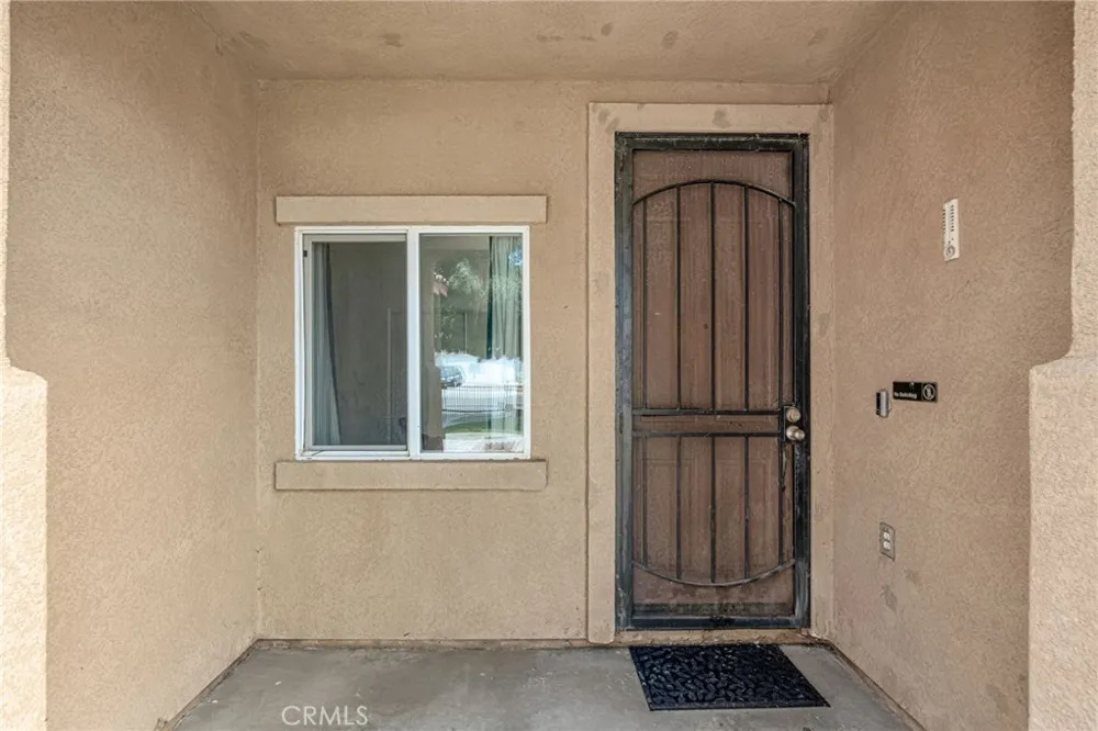 2158 Sierra Linda Barstow, CA 92311