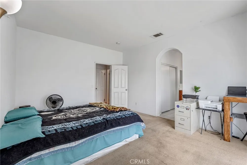 2158 Sierra Linda Barstow, CA 92311