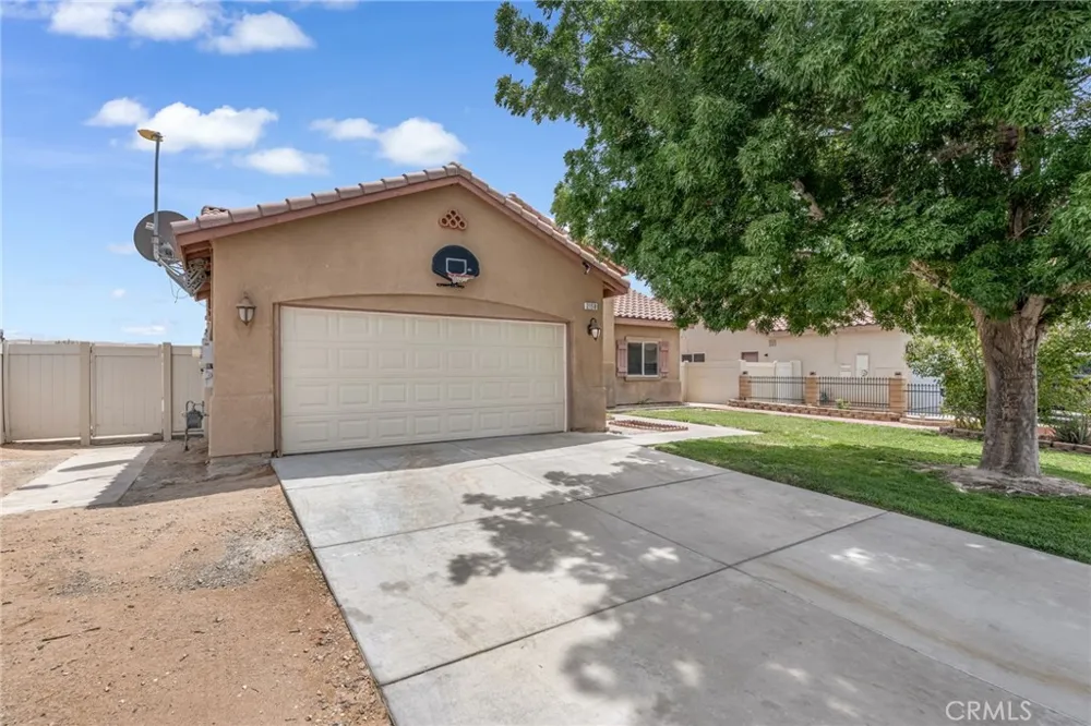 2158 Sierra Linda Barstow, CA 92311