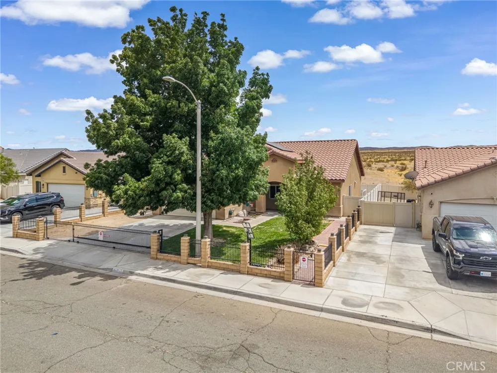 2158 Sierra Linda Barstow, CA 92311