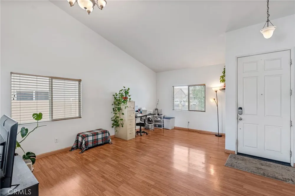 2158 Sierra Linda Barstow, CA 92311
