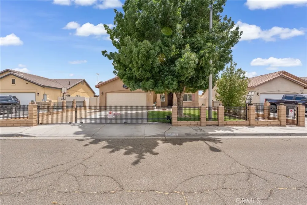 2158 Sierra Linda Barstow, CA 92311
