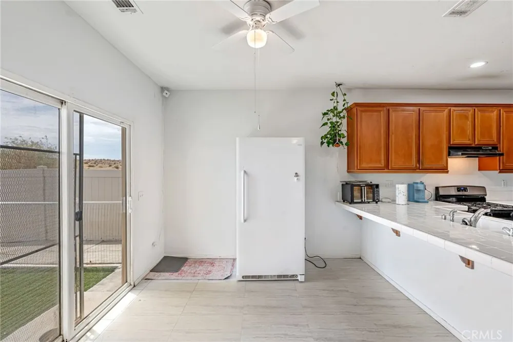 2158 Sierra Linda Barstow, CA 92311