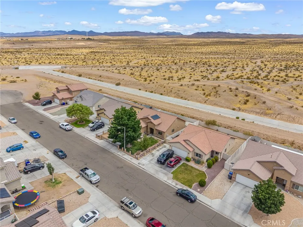 2158 Sierra Linda Barstow, CA 92311