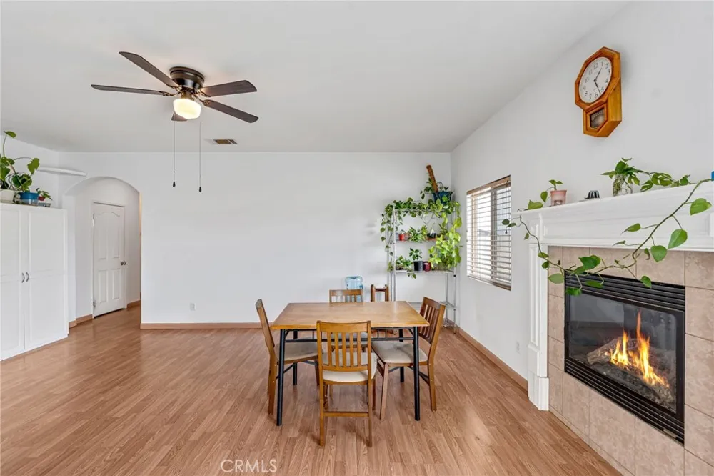 2158 Sierra Linda Barstow, CA 92311