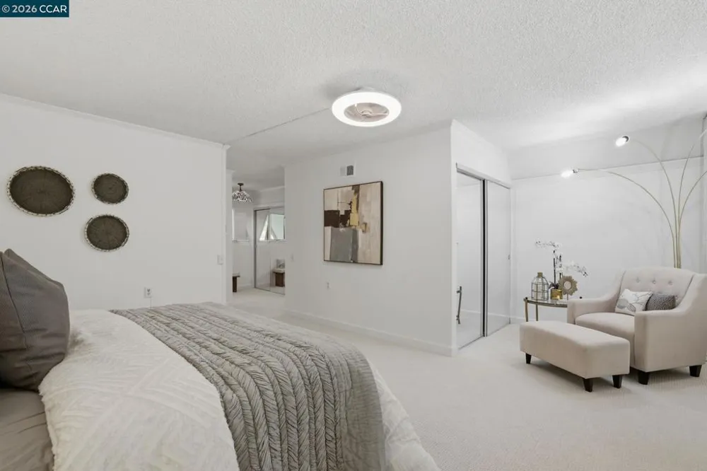 1252 Singingwood Ct. #3 Walnut Creek, CA 94595