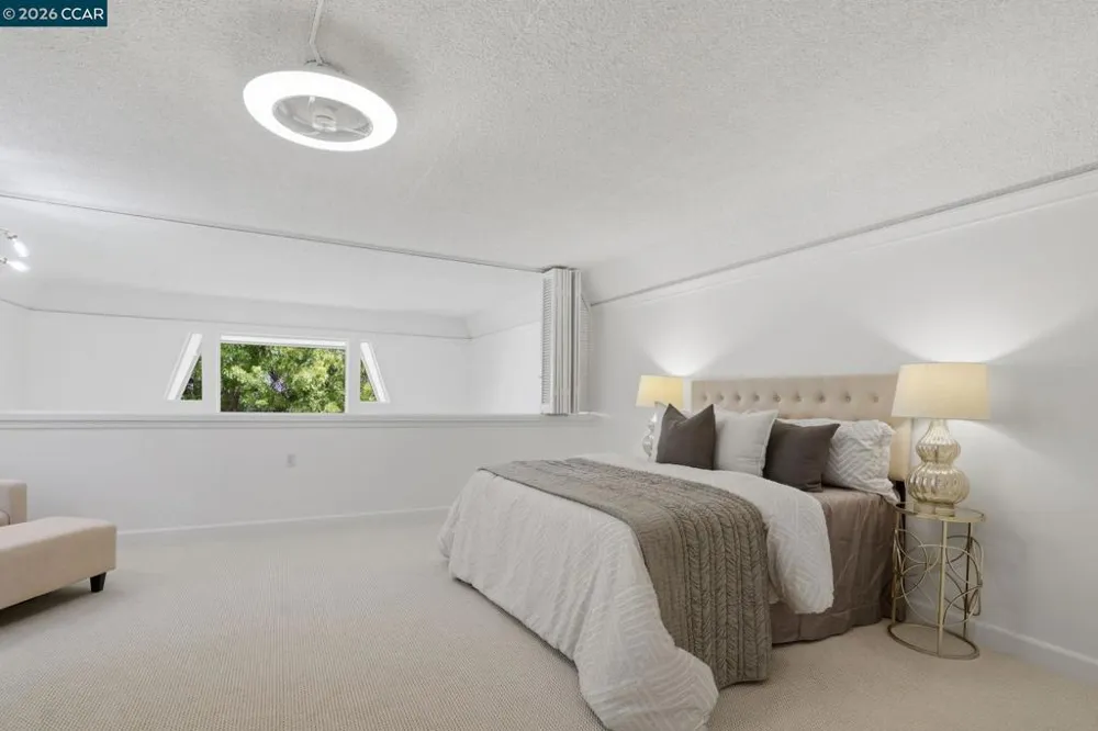 1252 Singingwood Ct. #3 Walnut Creek, CA 94595