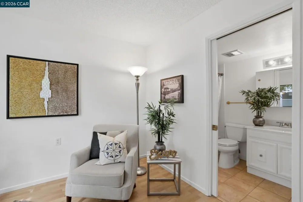 1252 Singingwood Ct. #3 Walnut Creek, CA 94595