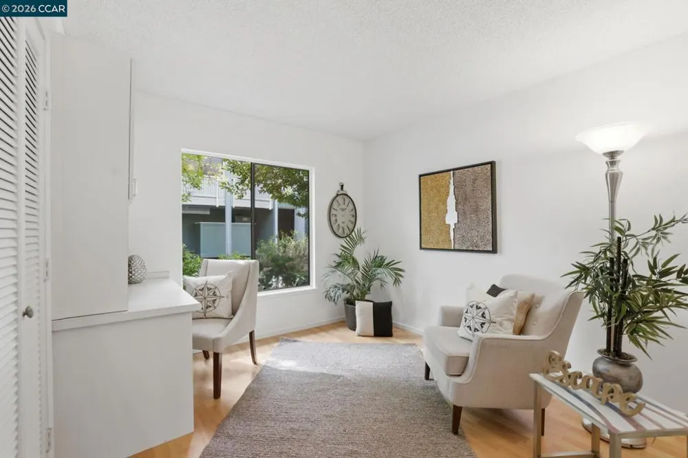 1252 Singingwood Ct. #3 Walnut Creek, CA 94595
