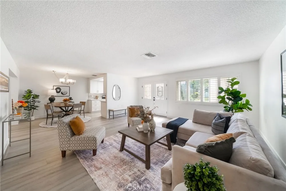 2026 Via Mariposa #C Laguna Woods, CA 92637