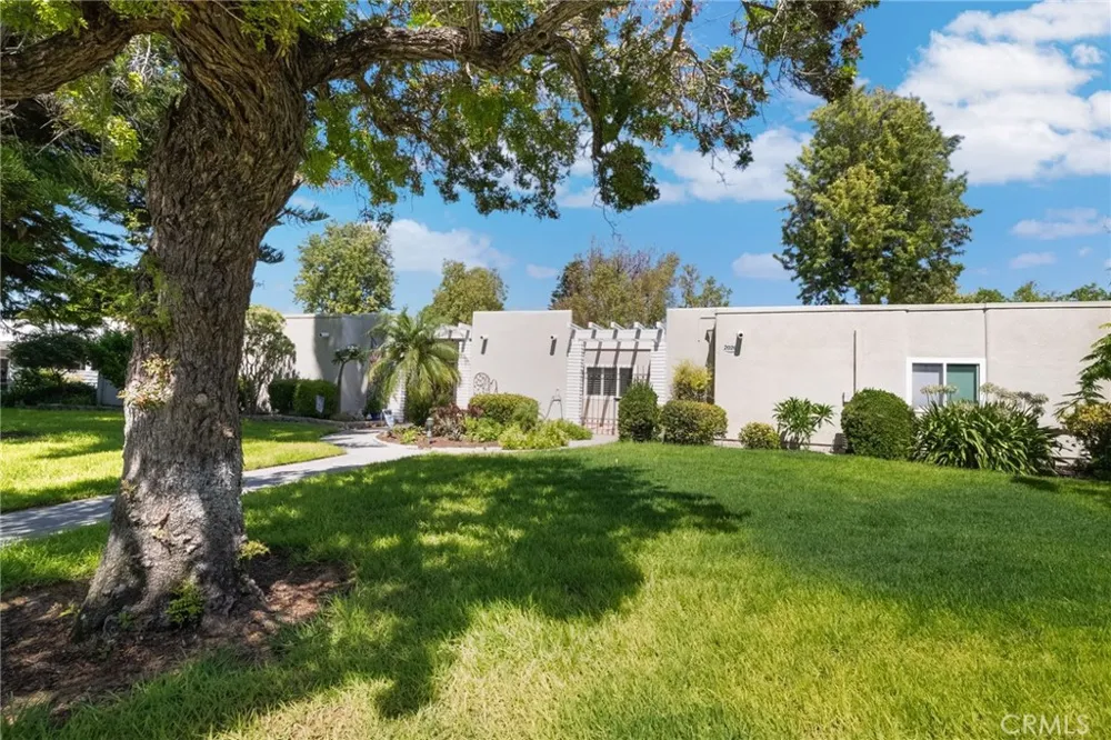 2026 Via Mariposa #C Laguna Woods, CA 92637