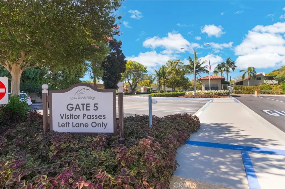 2026 Via Mariposa #C Laguna Woods, CA 92637