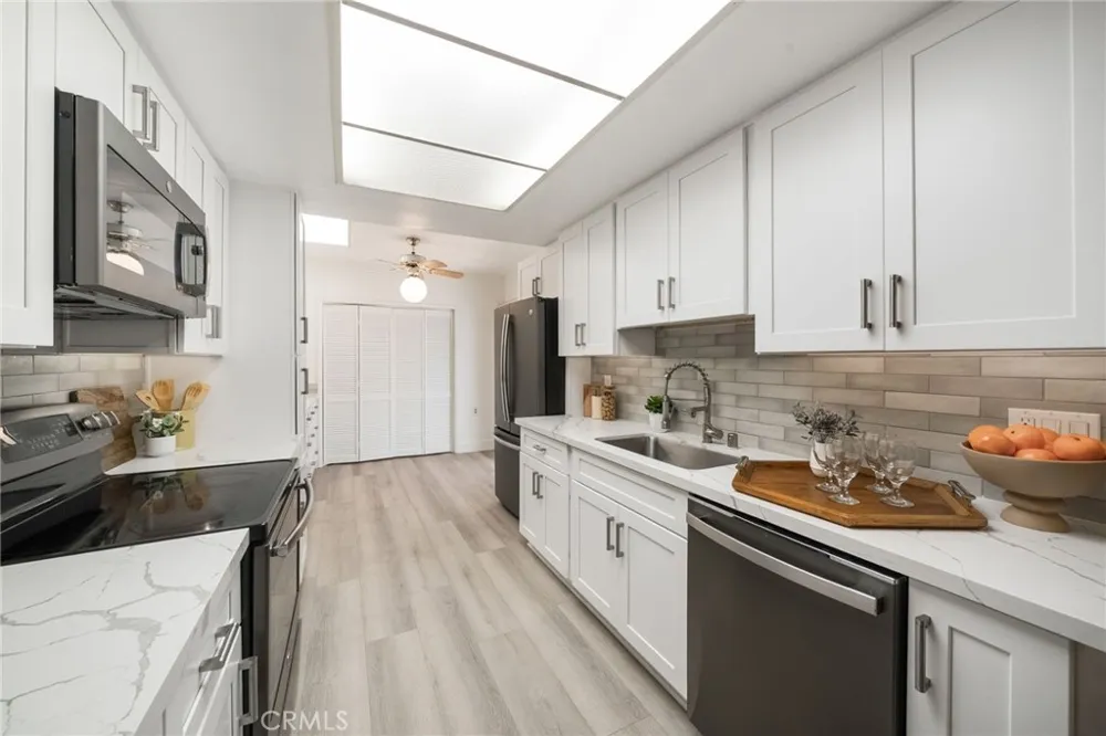 2026 Via Mariposa #C Laguna Woods, CA 92637