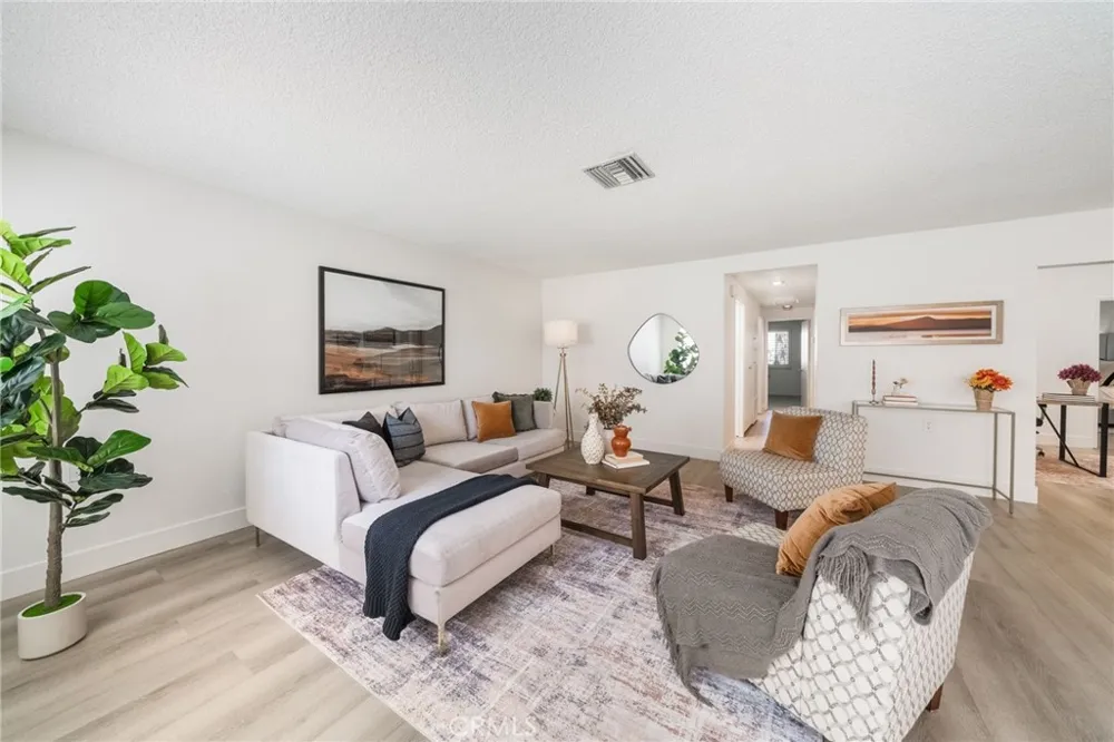 2026 Via Mariposa #C Laguna Woods, CA 92637