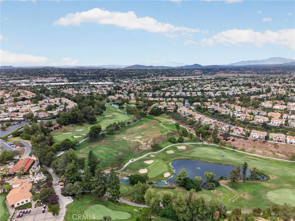 45388 Callesito Burgos Temecula, CA 92592