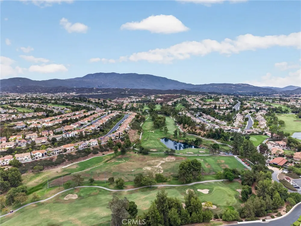 45388 Callesito Burgos Temecula, CA 92592