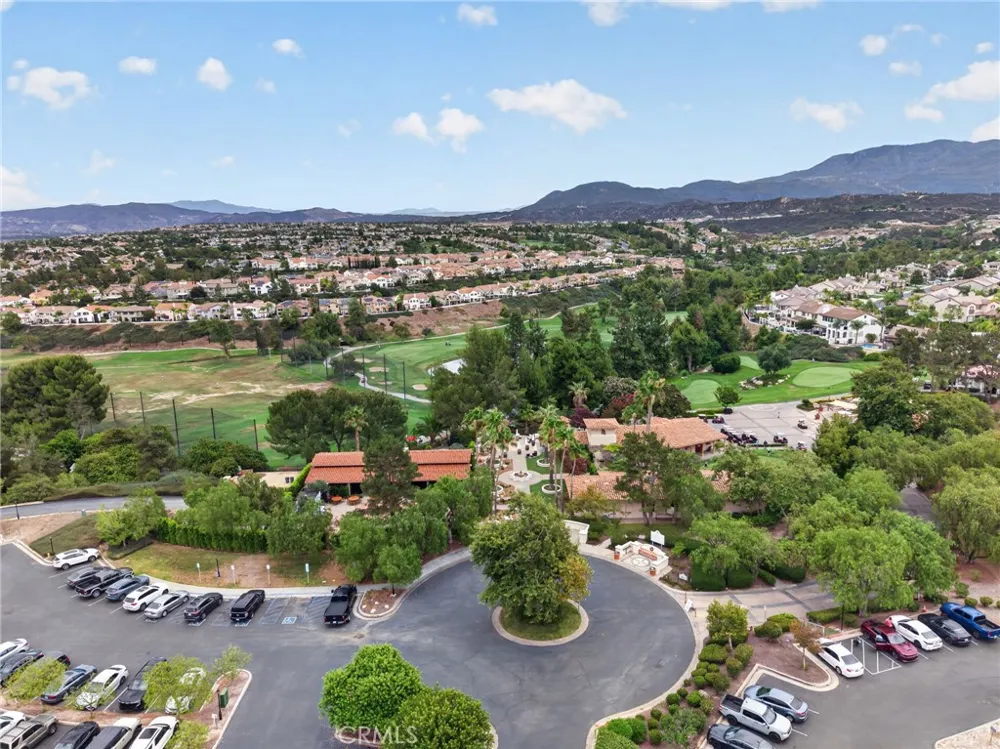 45388 Callesito Burgos Temecula, CA 92592