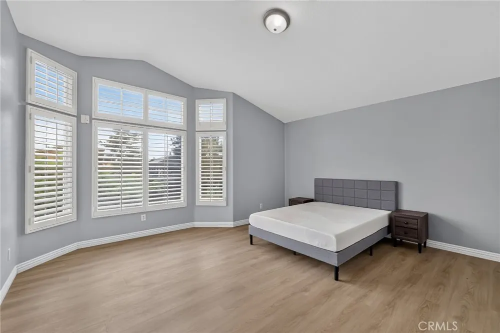 45388 Callesito Burgos Temecula, CA 92592
