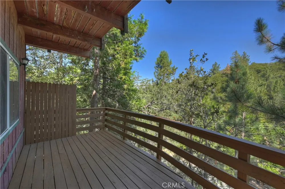 28673 Manitoba Lake Arrowhead, CA 92352