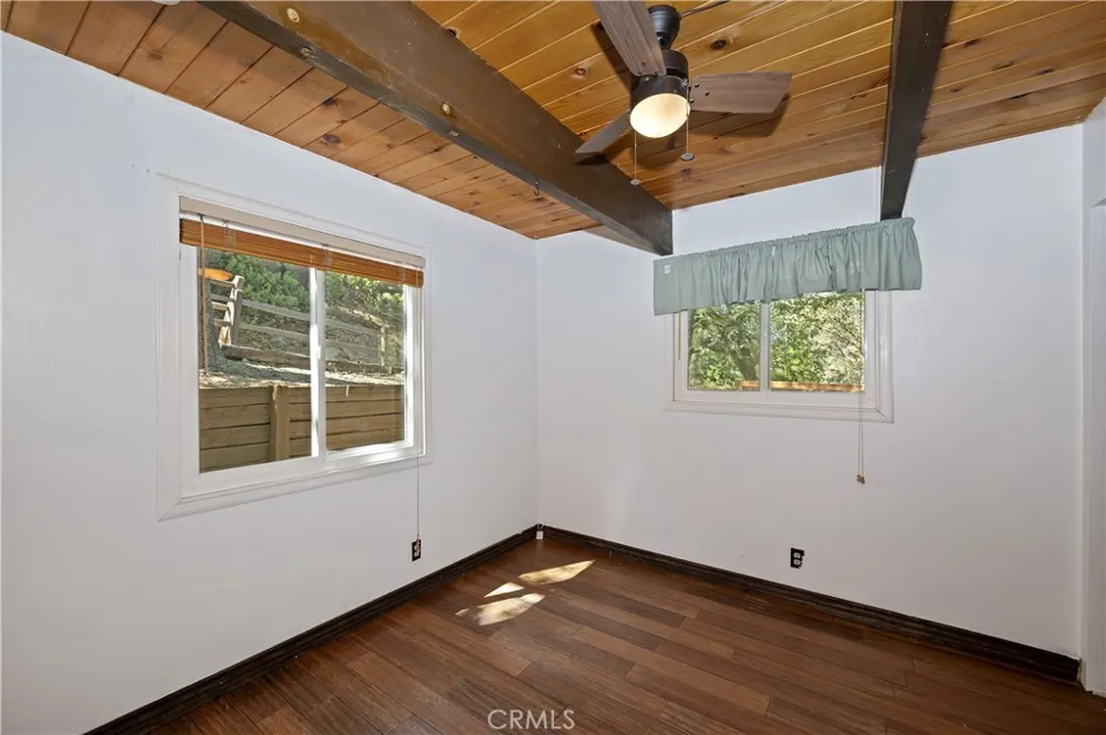 28673 Manitoba Lake Arrowhead, CA 92352