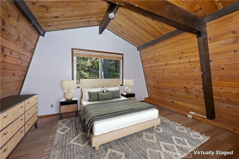 28673 Manitoba Lake Arrowhead, CA 92352