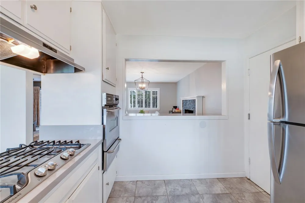 2946 Gladstone Street Pomona, CA 91767