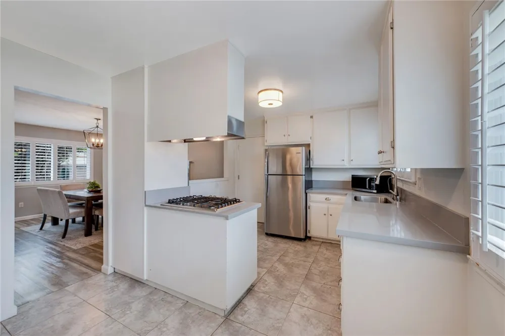 2946 Gladstone Street Pomona, CA 91767