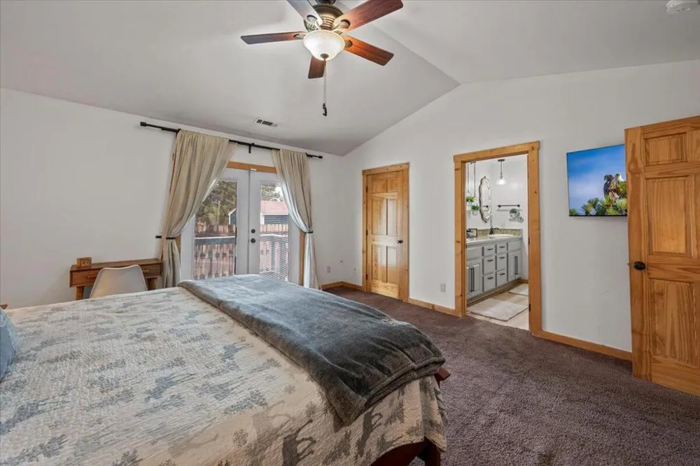 187 Dixie Lee Lane Sugarloaf, CA 92386