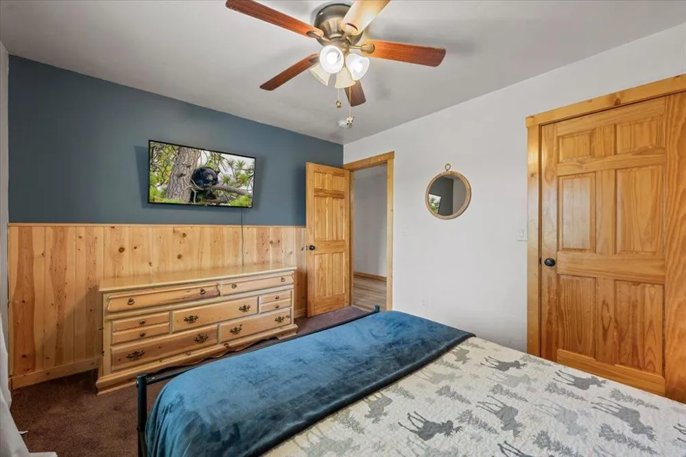 187 Dixie Lee Lane Sugarloaf, CA 92386