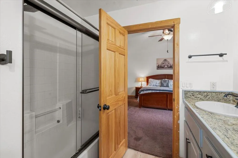 187 Dixie Lee Lane Sugarloaf, CA 92386
