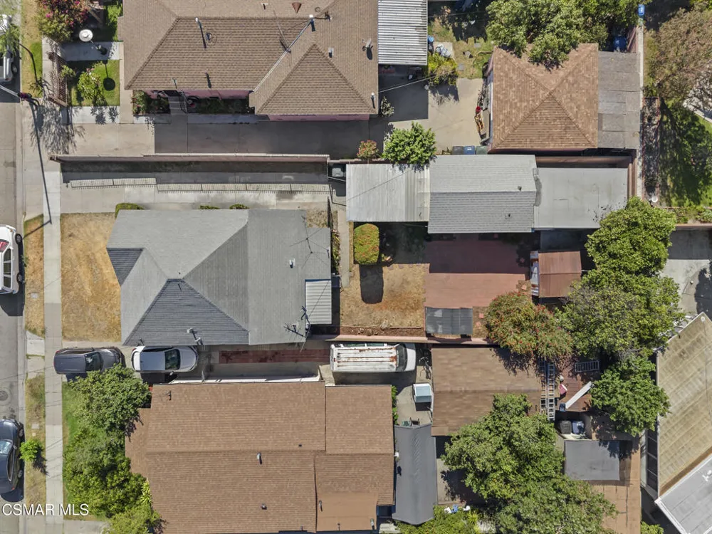 3627 Flower Street Huntington Park, CA 90255