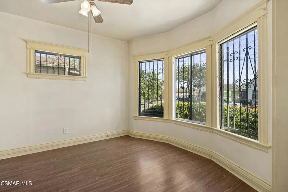 3627 Flower Street Huntington Park, CA 90255