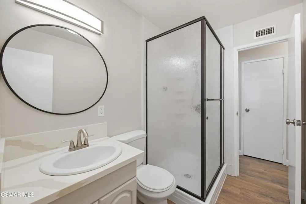 3055 Waco Avenue Simi Valley, CA 93063