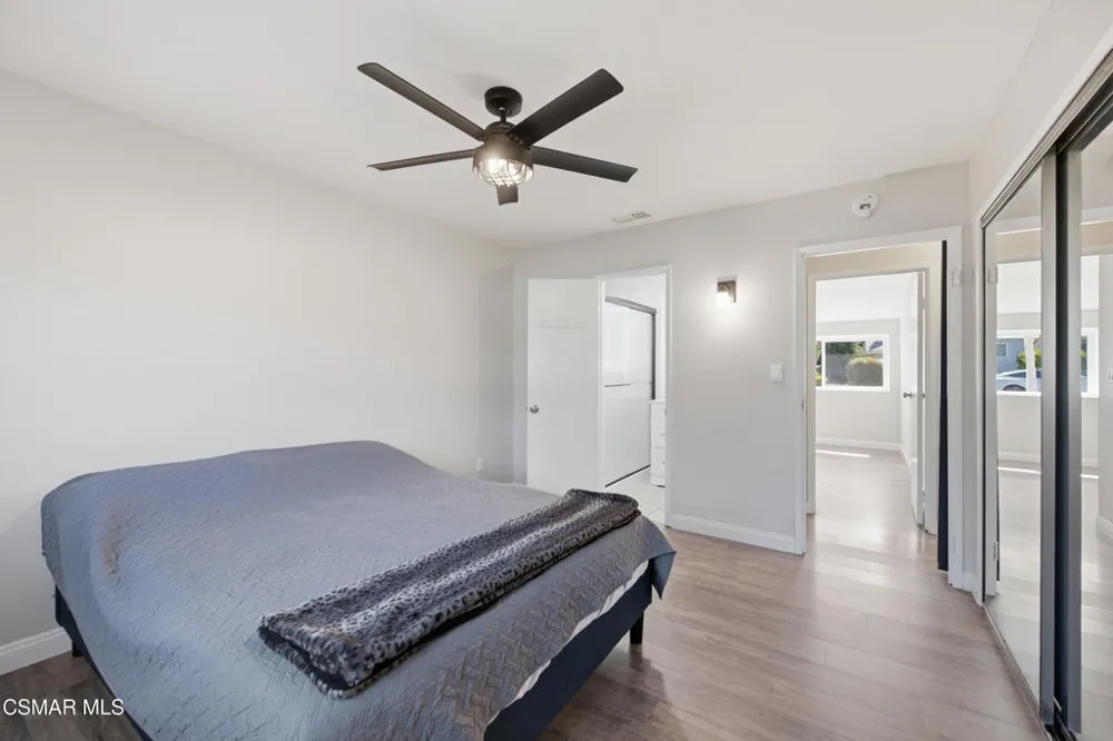 3055 Waco Avenue Simi Valley, CA 93063