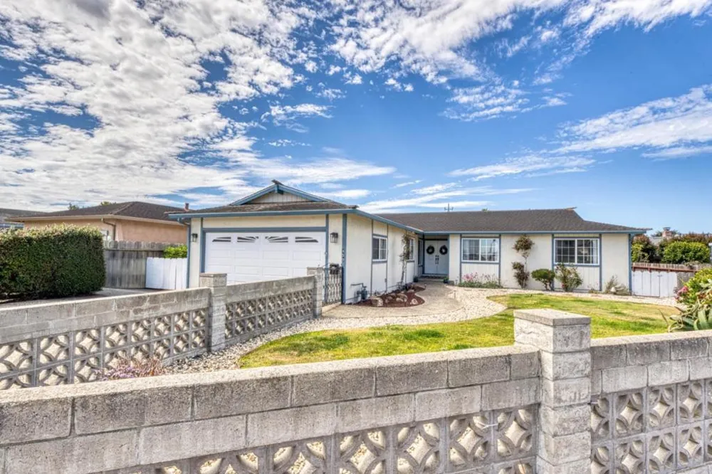 459 Lewis Place Marina, CA 93933