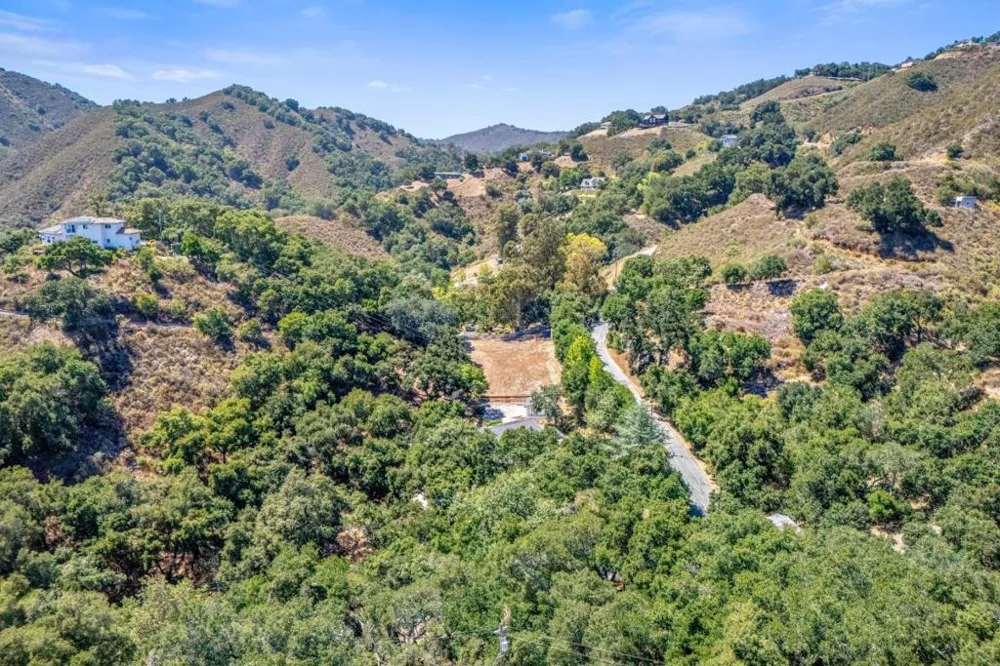 15565 Armsby Lane Morgan Hill, CA 95037