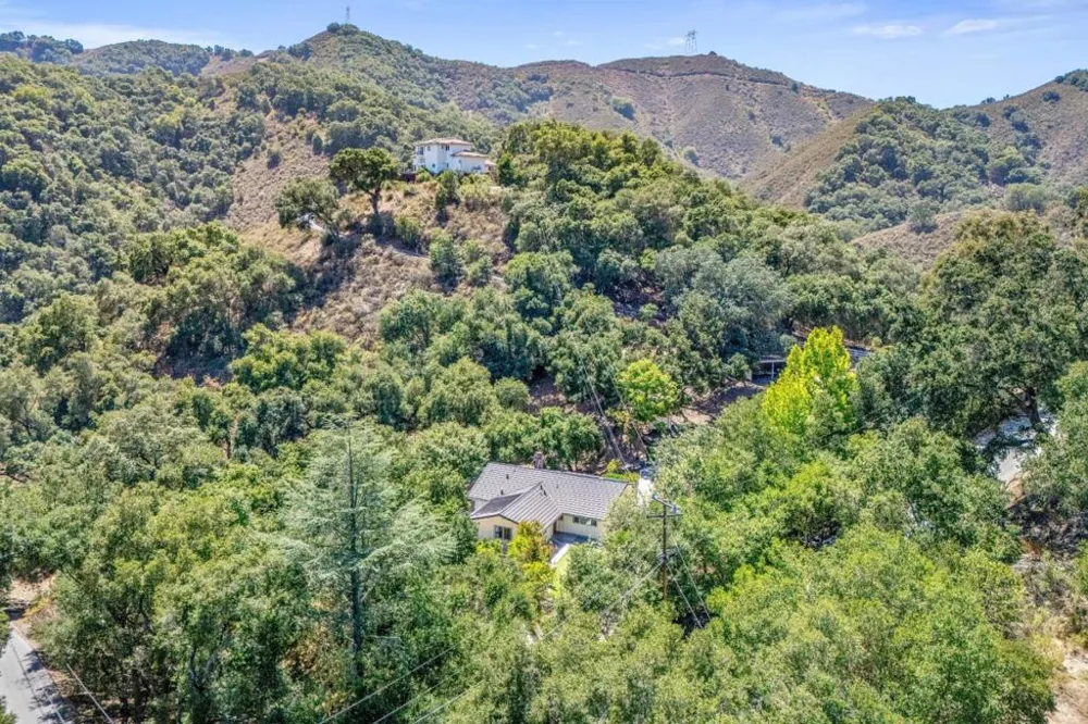 15565 Armsby Lane Morgan Hill, CA 95037