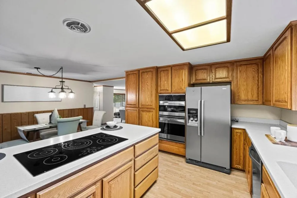 15565 Armsby Lane Morgan Hill, CA 95037